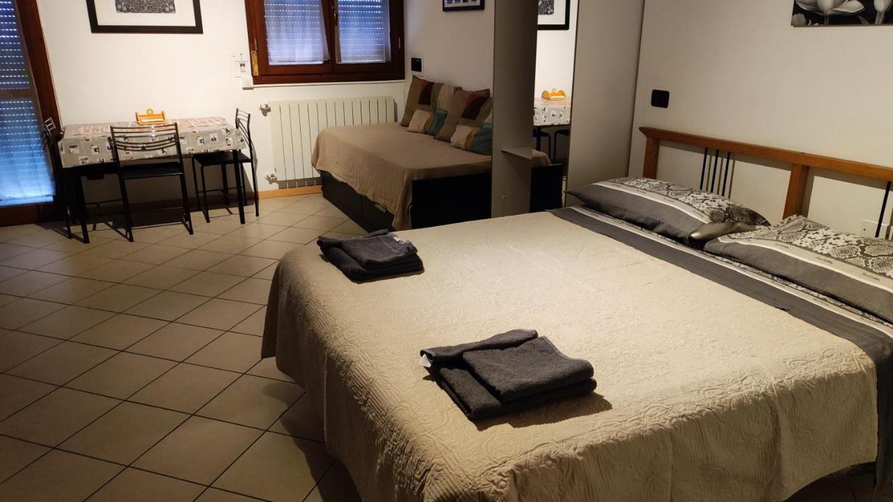Bologna sul parco APARTMENT 2 letti matrimoniali Esterno foto