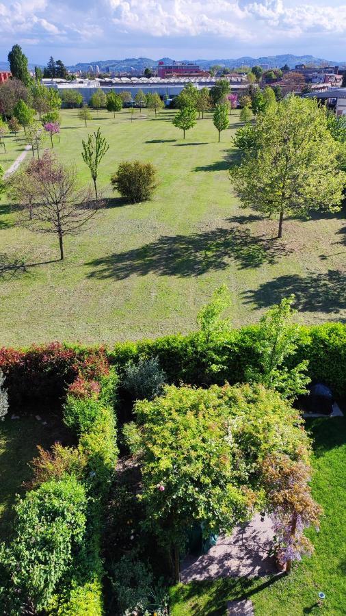 Bologna sul parco APARTMENT 2 letti matrimoniali Esterno foto