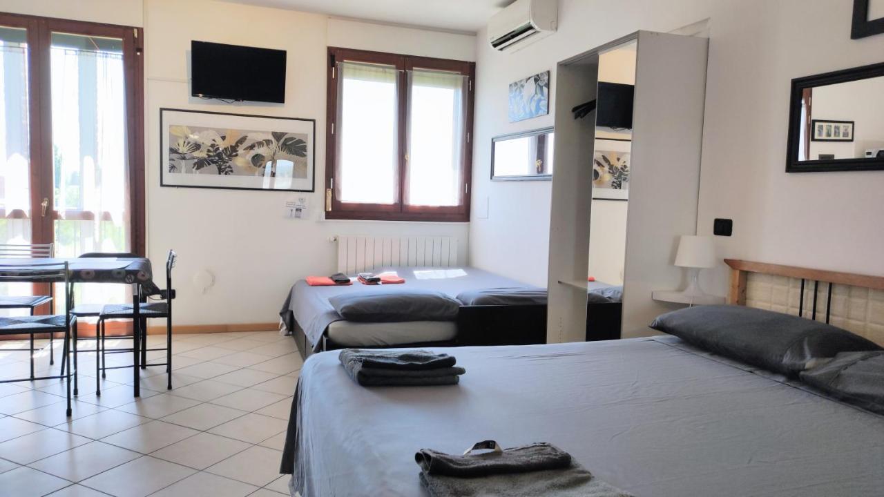 Bologna sul parco APARTMENT 2 letti matrimoniali Esterno foto